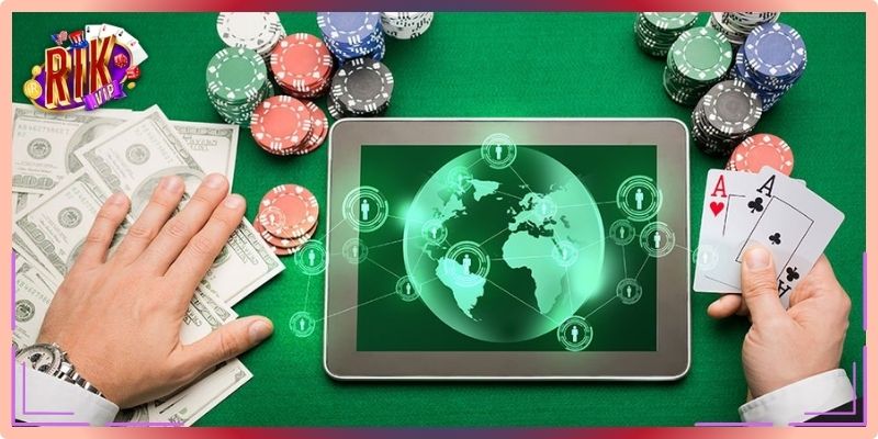 Tìm hiểu về hack game bài đổi thưởng
